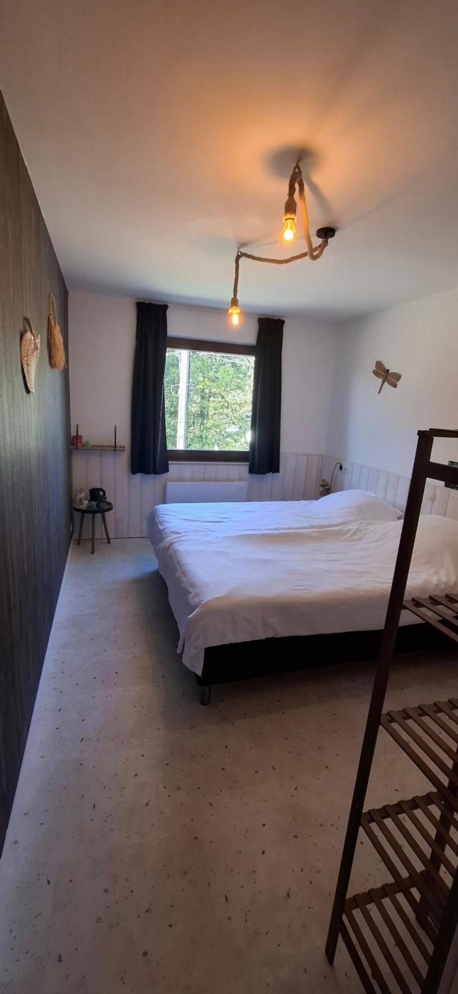 Dikke Vriend , Herberg & Taverne Chiny Exteriör bild